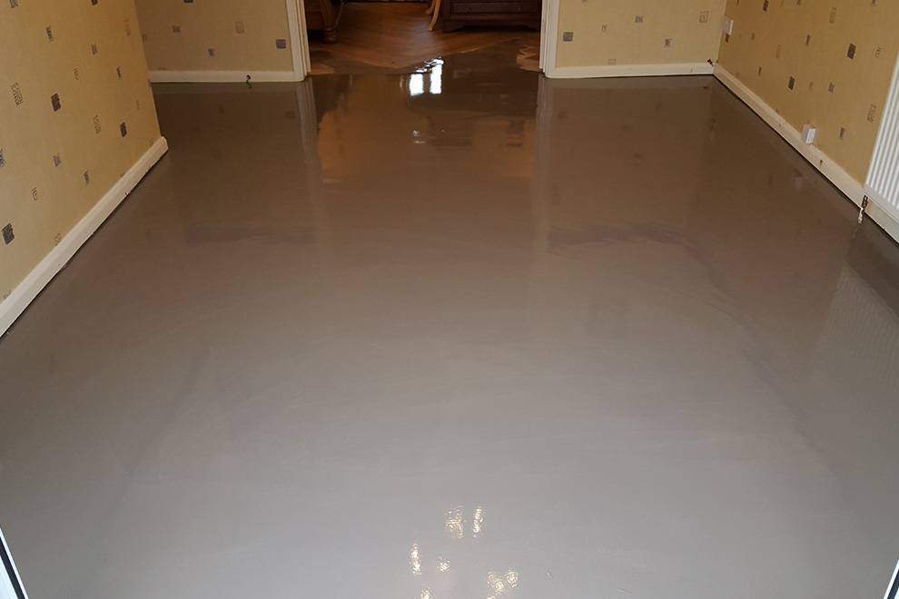Latex floor screed services